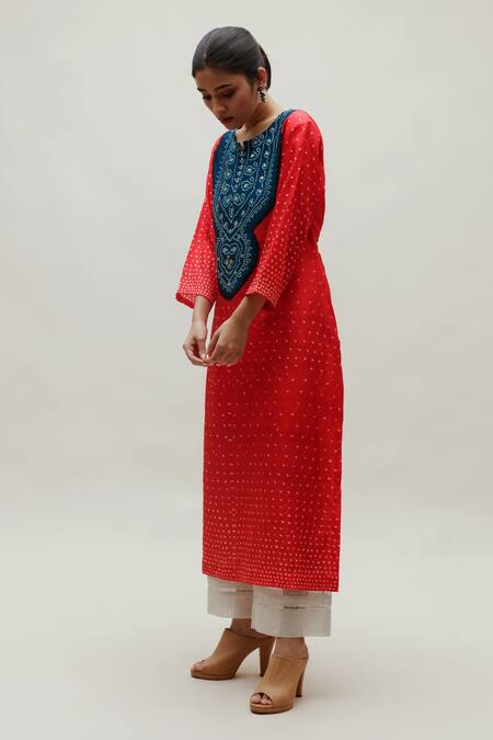Buy Naina Jain Red Silk Gota Patti Round Neck Bandhani Work Kurta Online at Aza Fashions Buy_Naina Jain_Red Silk Gota Patti Round Neck Bandhani Work Kurta _Online_at_Aza_Fashions
