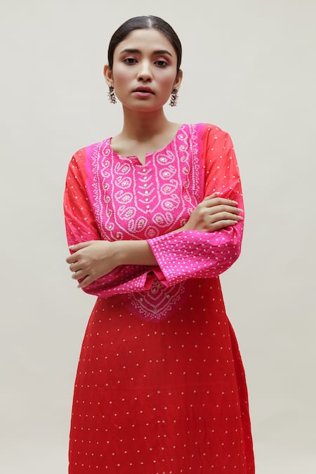 Shop Naina Jain Red Silk Gota Patti Round Neck Straight Bandhani Pattern Kurta Online at Aza Fashions Shop_Naina Jain_Red Silk Gota Patti Round Neck Straight Bandhani Pattern Kurta _Online_at_Aza_Fashions