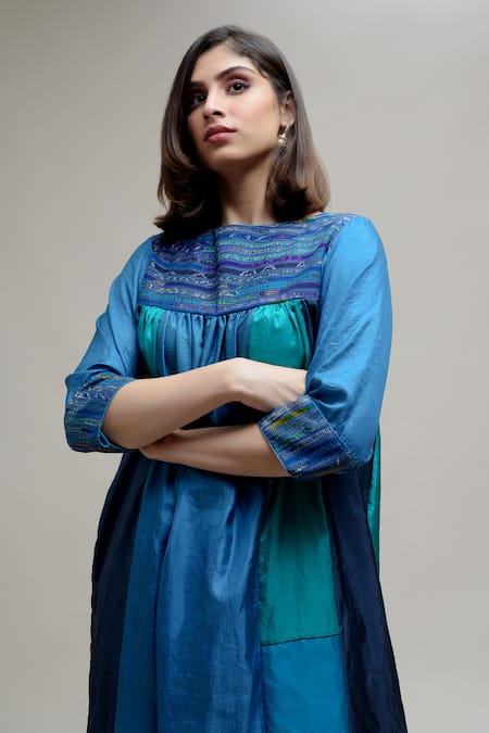 Shop Naina Jain Blue Silk, Georgette Embroidery Round Neck Textile Yoke Kurta Online at Aza Fashions Shop_Naina Jain_Blue Silk, Georgette Embroidery Round Neck Textile Yoke Kurta _Online_at_Aza_Fashions