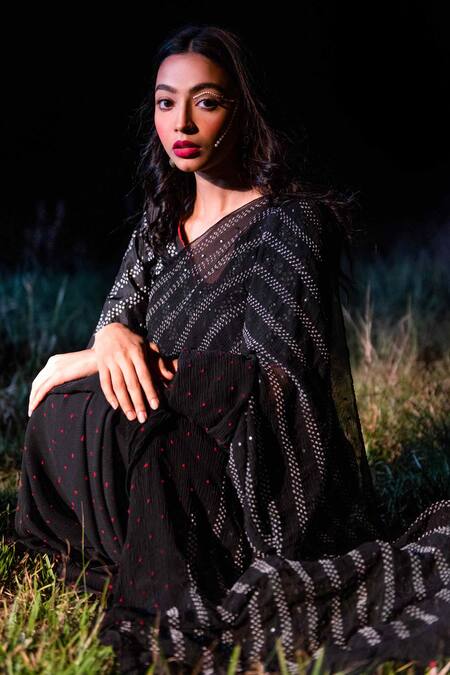 Shop Naina Jain Black Silk, Chiffon Mirrors, Embroidery Bandhani Pattern Saree With Blouse Piece Online at Aza Fashions Shop_Naina Jain_Black Silk, Chiffon Mirrors, Embroidery Bandhani Pattern Saree With Blouse Piece _Online_at_Aza_Fashions