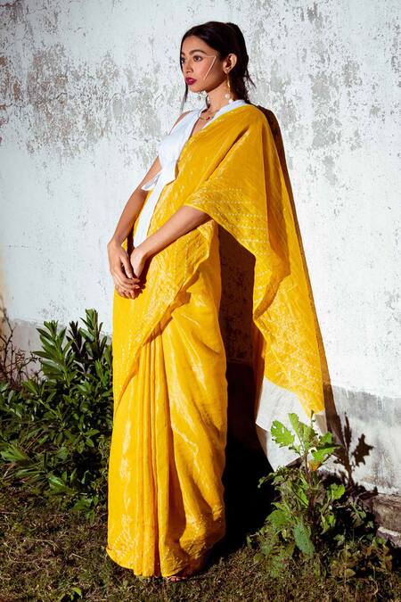 Buy Naina Jain Yellow Chanderi Mirrors Bandhani Pattern Saree With Blouse Piece Online at Aza Fashions Buy_Naina Jain_Yellow Chanderi Mirrors Bandhani Pattern Saree With Blouse Piece _Online_at_Aza_Fashions