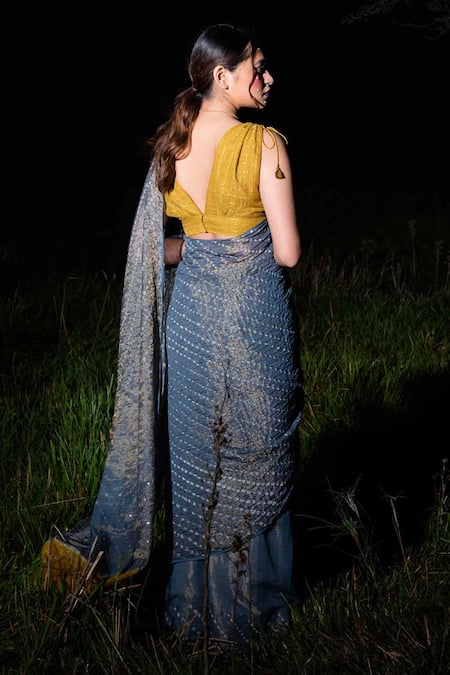 Naina Jain Bandhani Pattern Saree With Unstitched Blouse Piece 