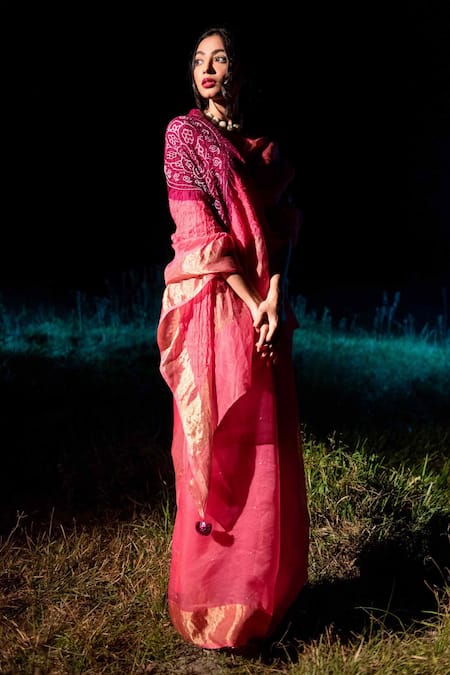 Buy TOXEGO Women Pink Plain Georgette Bandhani Saree Online at Best Prices  in India - JioMart.