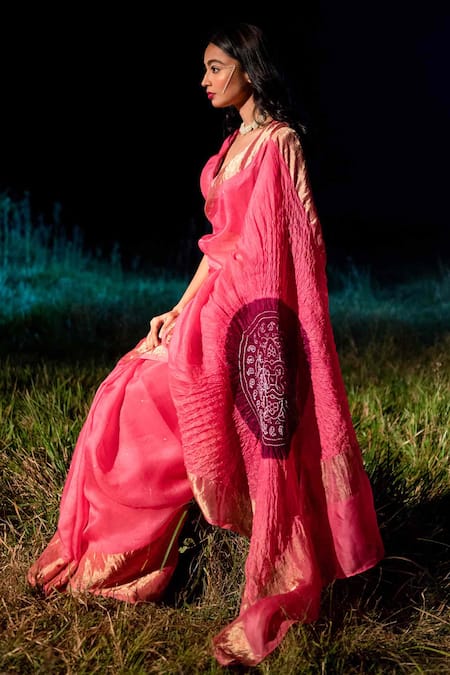 Splendorous Pink and Red Shaded Indian Bandhej saree | Bandhani saree, Saree  designs, Saree blouse designs