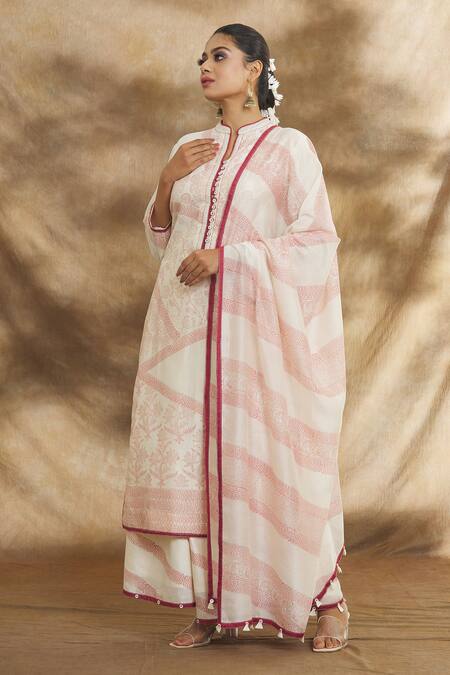 Peenacolada White Chanderi Mandarin Collar Block Print Kurta Palazzo Set at Aza Fashions Peenacolada_White Chanderi Mandarin Collar Block Print Kurta Palazzo Set _at_Aza_Fashions
