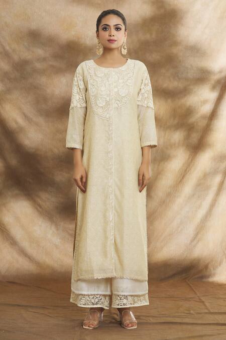 Buy_Peenacolada_Beige Chanderi Lace Round Neck Block Print Kurta And Pant Set _Online_at_Aza_Fashions