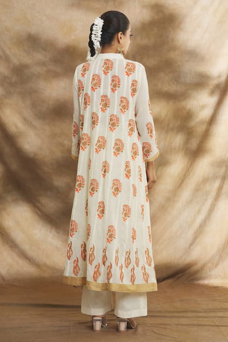 Peenacolada Cream Cotton, Muslin Bandeau Neck Floral Print Kurta Set Online at Aza Fashions Peenacolada_Cream Cotton, Muslin Bandeau Neck Floral Print Kurta Set _Online_at_Aza_Fashions