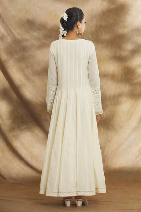 Peenacolada_Cream Cotton Embroidery, Lace V-neck Floral Anarkali _Online_at_Aza_Fashions