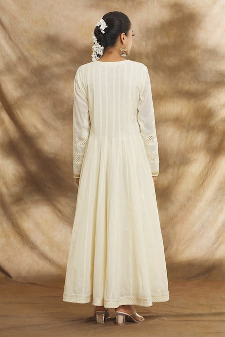 Peenacolada Floral Embroidered Flared Anarkali 