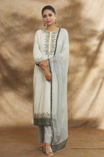 Peenacolada Off White Cotton, Jacquard, Chiffon Embroidery Round Aari Floral Kurta Pant Set at Aza Fashions Peenacolada_Off White Cotton, Jacquard, Chiffon Embroidery Round Aari Floral Kurta Pant Set _at_Aza_Fashions
