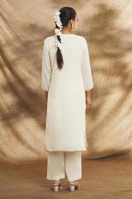Peenacolada Off White Cotton Embroidery Split V-neck Aari Bodice Kurta Pant Set Online at Aza Fashions Peenacolada_Off White Cotton Embroidery Split V-neck Aari Bodice Kurta Pant Set _Online_at_Aza_Fashions