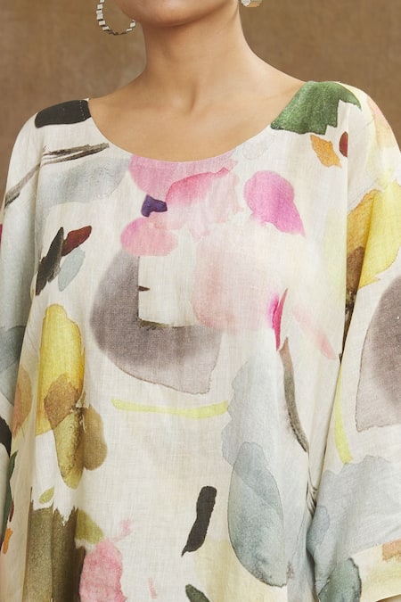 Linen Bloom_Multi Color Linen Round Neck Juhu Print Kaftan _at_Aza_Fashions