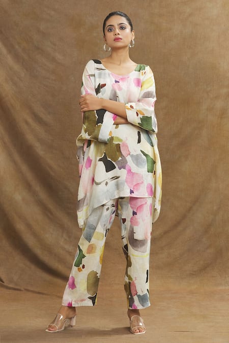 Linen Bloom_Multi Color Linen Juhu Print Pant _Online_at_Aza_Fashions