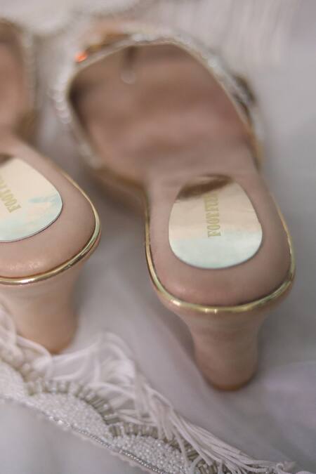 Buy_Foot Fuel_Gold Pearls, Sequins Dil Tod Embellished Wedges 