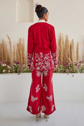 Shop Twenty Nine Red Crepe Embroidery Floral Gara Coat at Aza Fashions Shop_Twenty Nine_Red Crepe Embroidery Floral Gara Coat _at_Aza_Fashions