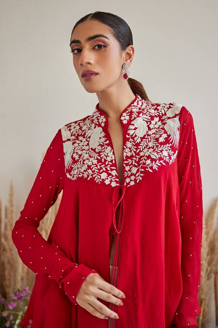 Buy_Twenty Nine_Red Crepe Embroidery Mandarin Collar Gara Yoke Top _Online_at_Aza_Fashions