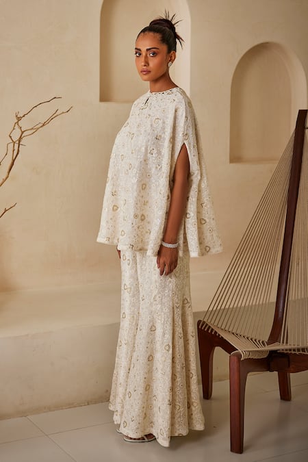 Twenty Nine_White Chikankari Embroidered Flared Cape _Online_at_Aza_Fashions