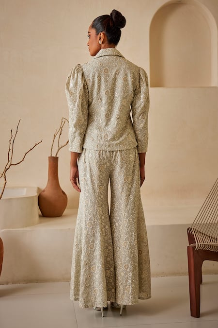 Shop Twenty Nine Grey Georgette Embroidery, Sequins, Beads Collared Chikankari Jacket at Aza Fashions Shop_Twenty Nine_Grey Georgette Embroidery, Sequins, Beads Collared Chikankari Jacket _at_Aza_Fashions