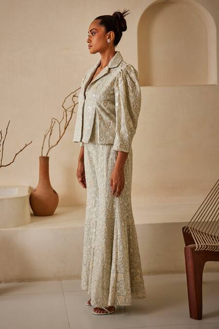 Twenty Nine Grey Georgette Embroidery, Sequins, Beads Collared Chikankari Jacket Online at Aza Fashions Twenty Nine_Grey Georgette Embroidery, Sequins, Beads Collared Chikankari Jacket _Online_at_Aza_Fashions