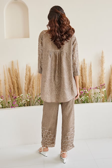 Shop Twenty Nine Brown Ramie Embroidery Collared Bandhani Kediya Shirt at Aza Fashions Shop_Twenty Nine_Brown Ramie Embroidery Collared Bandhani Kediya Shirt _at_Aza_Fashions