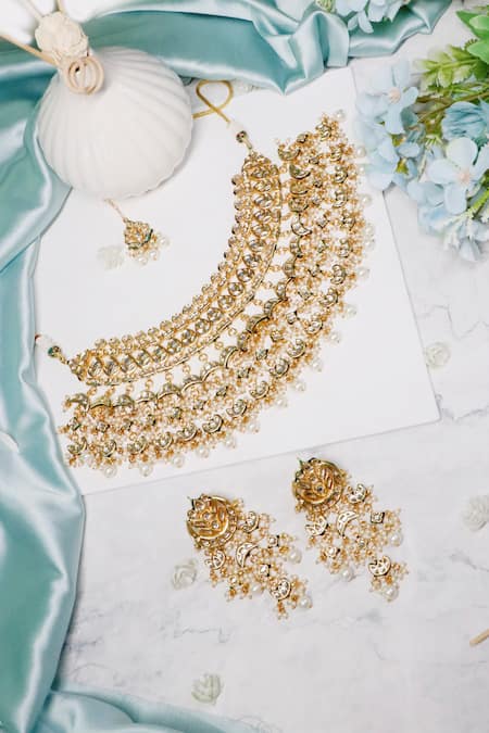 Shop Ishhaara Multi Color Pearls, Diamonds Chand Choker Set at Aza Fashions Shop_Ishhaara_Multi Color Pearls, Diamonds Chand Choker Set _at_Aza_Fashions