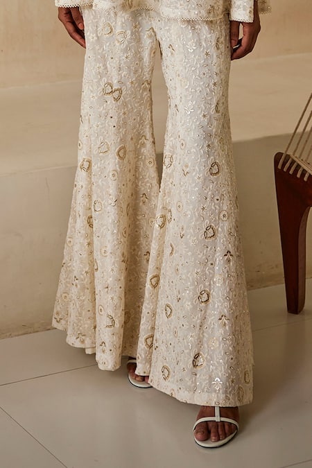 Twenty Nine White Georgette Embroidery Floral Chikankari Bootcut Pant Online at Aza Fashions Twenty Nine_White Georgette Embroidery Floral Chikankari Bootcut Pant _Online_at_Aza_Fashions