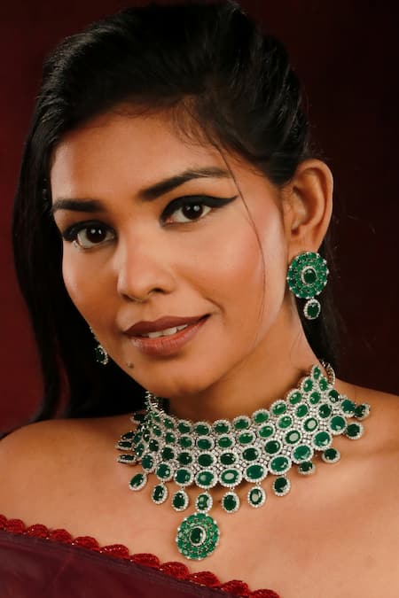 Ishhaara Green Stones Carved Floral Embellished Choker Necklace Set