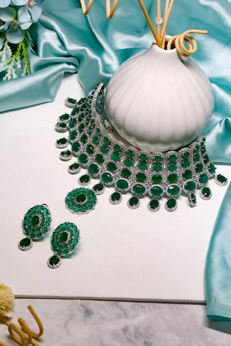 Shop Ishhaara Green Stones Carved Floral Embellished Choker Necklace Set at Aza Fashions Shop_Ishhaara_Green Stones Carved Floral Embellished Choker Necklace Set _at_Aza_Fashions