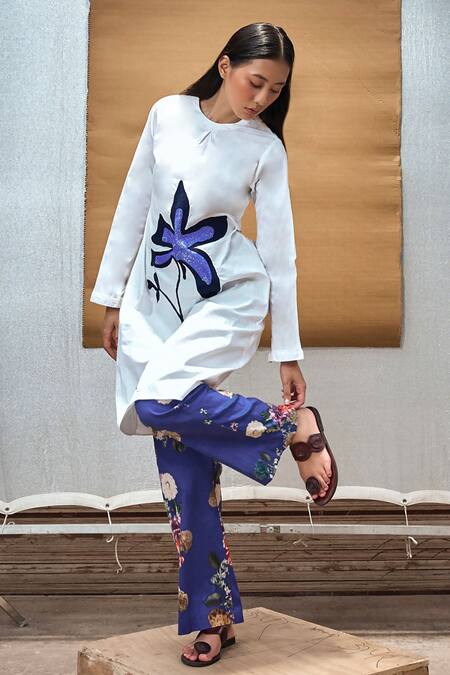 Amka_White Cotton Embroidery Round Neck Manila Kurta And Pant Set_at_Aza_Fashions