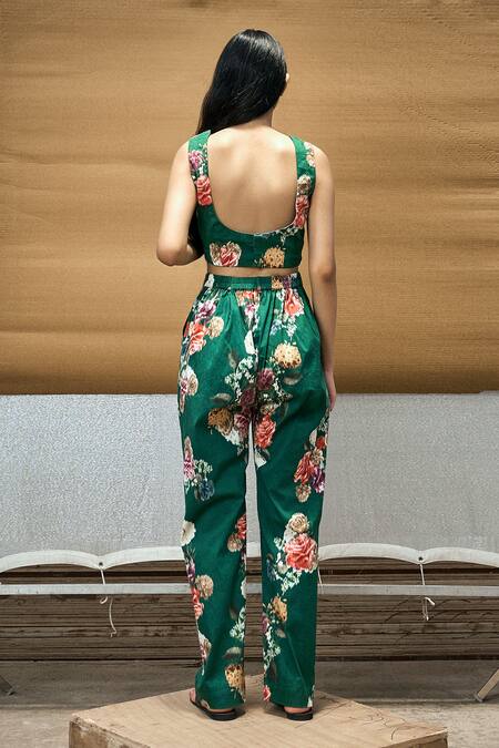 Shop_Amka_Green Cotton Embroidery Bracia Floral Print Pant_at_Aza_Fashions