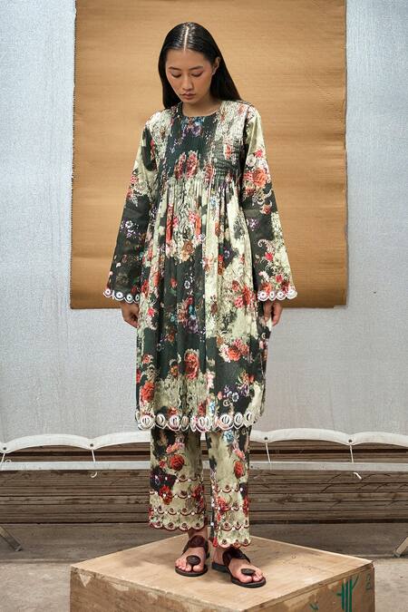Amka_Green Cotton Embroidery, Cut Work Round Neck Mandarian Floral Print Kurta_Online_at_Aza_Fashions