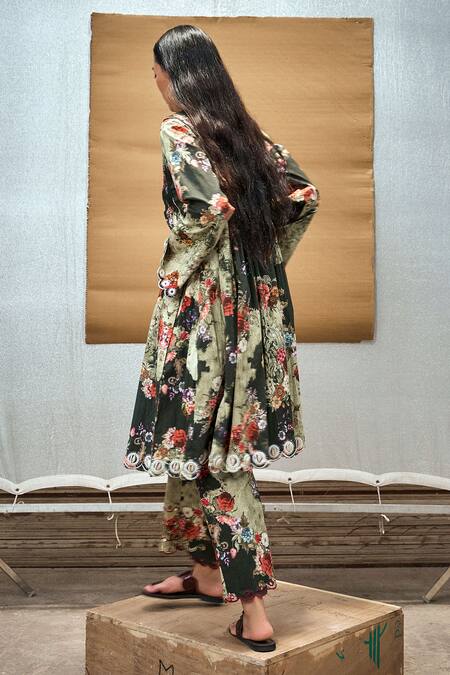Buy_Amka_Green Cotton Embroidery, Cut Work Round Neck Mandarian Floral Print Kurta_Online_at_Aza_Fashions