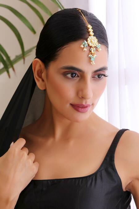 Swabhimann Gold Plated Floral Kundan Maangtikka Online at Aza Fashions Swabhimann_Gold Plated Floral Kundan Maangtikka _Online_at_Aza_Fashions