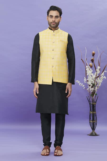 Arihant Rai Sinha_Yellow Silk, Jacquard Embroidery Geometric Floral Bundi _Online_at_Aza_Fashions