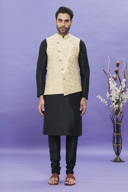 Arihant Rai Sinha_Gold Jacquard, Silk Embroidery Floral Banarasi Bundi _Online_at_Aza_Fashions