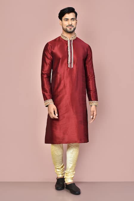 Arihant Rai Sinha Embroidered Collar Kurta Set 