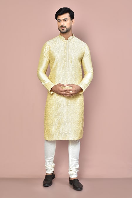 Arihant Rai Sinha Mughal Thread Work Kurta 