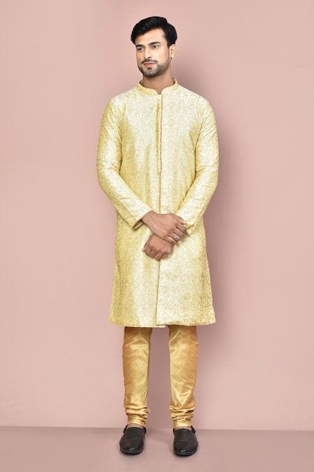 Arihant Rai Sinha Mughal Thread Work Kurta 