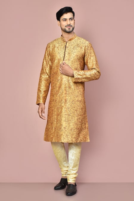 Arihant Rai Sinha Floral Thread Work Kurta 