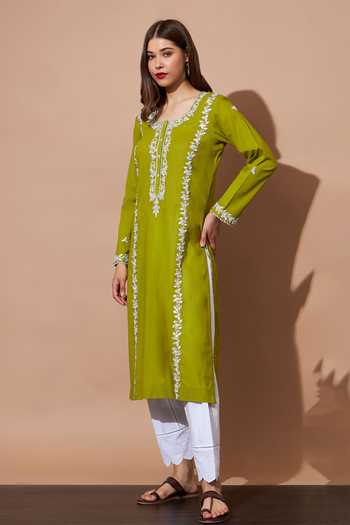 Shetab Kazmi_Green Cotton Pearls, Embroidery Round Neck Floral Aari Work Kurta And Salwar Set _Online_at_Aza_Fashions
