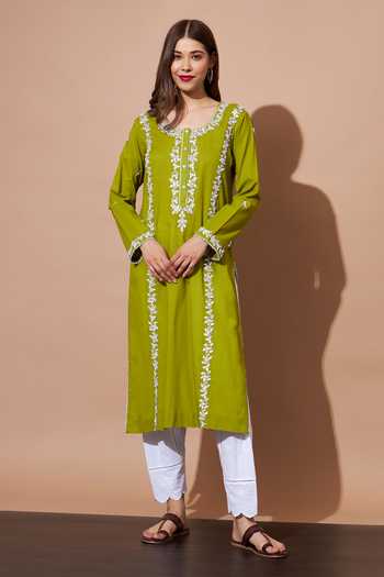 Buy_Shetab Kazmi_Green Cotton Pearls, Embroidery Round Neck Floral Aari Work Kurta And Salwar Set 