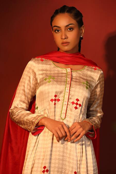 Shetab Kazmi Cream Satin Embroidery Round Neck Geometric Hand Block Printed Kurta Set Online at Aza Fashions Shetab Kazmi_Cream Satin Embroidery Round Neck Geometric Hand Block Printed Kurta Set_Online_at_Aza_Fashions