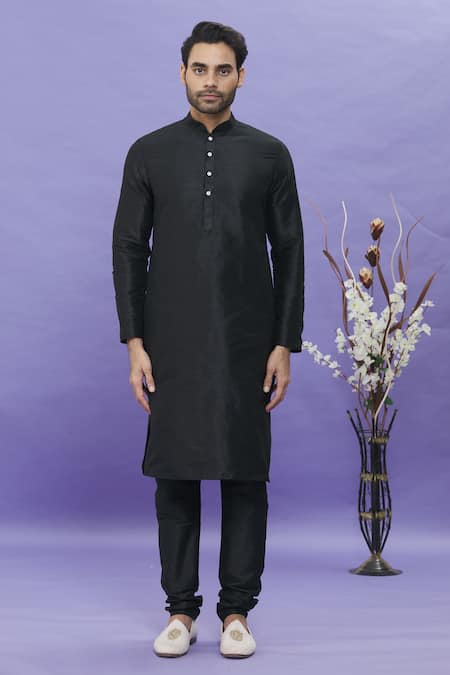 Arihant Rai Sinha_Black Jacquard, Silk Embroidery Floral Pattern Bundi And Kurta Set _Online_at_Aza_Fashions