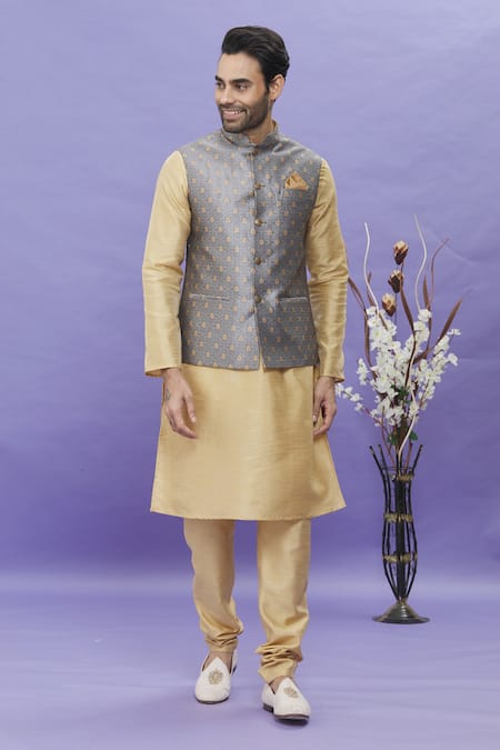 Arihant Rai Sinha_Gray Jacquard, Silk Embroidery Grey Floral Bundi _Online_at_Aza_Fashions