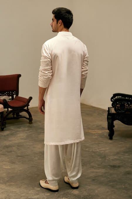 Ankit V Kapoor Umair Thread Embroidered Kurta Set 