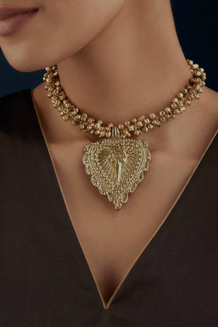 Shop House Of Tuhina Gold Plated Grape Paan Embellished Necklace at Aza Fashions Shop_House Of Tuhina_Gold Plated Grape Paan Embellished Necklace _at_Aza_Fashions