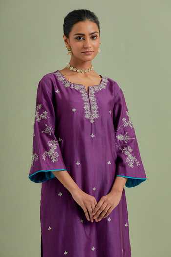 Buy_Priya Chaudhary_Purple Chanderi Silk Embroidery, Sequins Round Neck Kurta _Online_at_Aza_Fashions