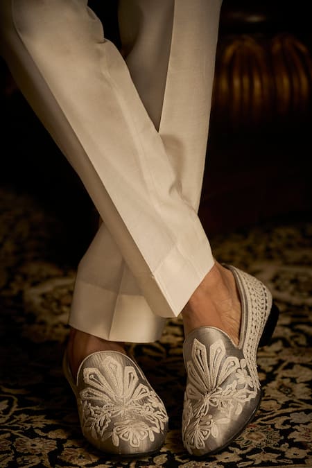 Seema Gujral_Grey Silk, Cotton, Polyester Embroidery, Diamonds Floral Jacket And Kurta Set _at_Aza_Fashions