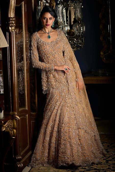 Seema Gujral Gold Net Pearls, Sequins, Beads, Crystals Cut Dana Embroidered Kurta Lehenga Set at Aza Fashions Seema Gujral_Gold Net Pearls, Sequins, Beads, Crystals Cut Dana Embroidered Kurta Lehenga Set _at_Aza_Fashions