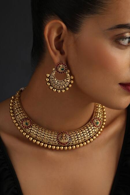 Buy_Swabhimann_Gold Plated Embroidery Carved Temple Choker Necklace Set _Online_at_Aza_Fashions